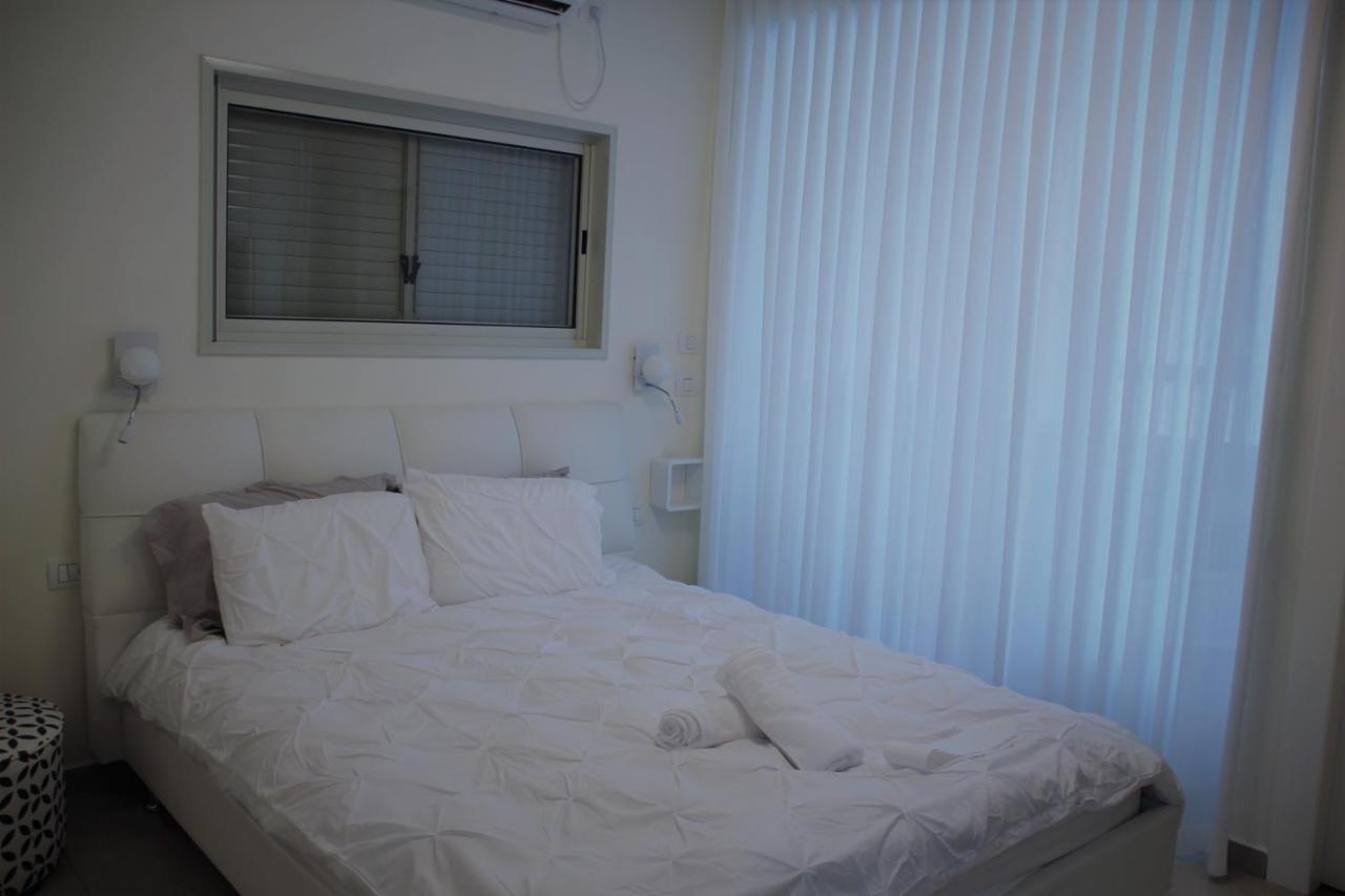 Arianked Palace With Private Parking Tel Aviv Ngoại thất bức ảnh