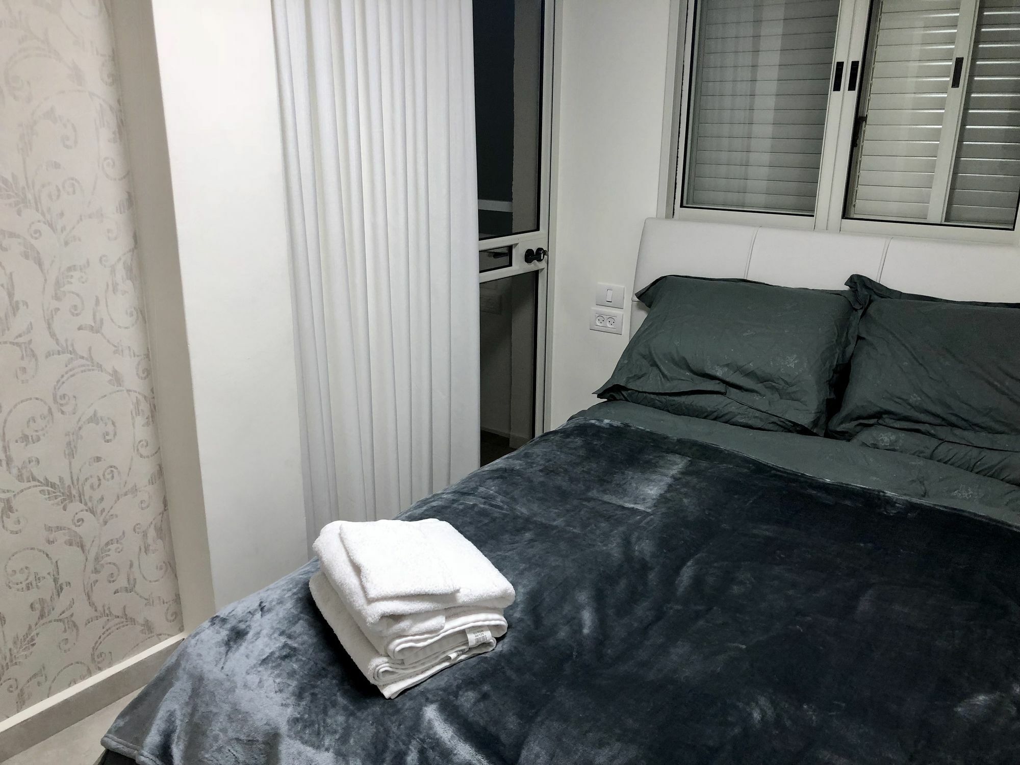 Arianked Palace With Private Parking Apartment Tel Aviv Ngoại thất bức ảnh