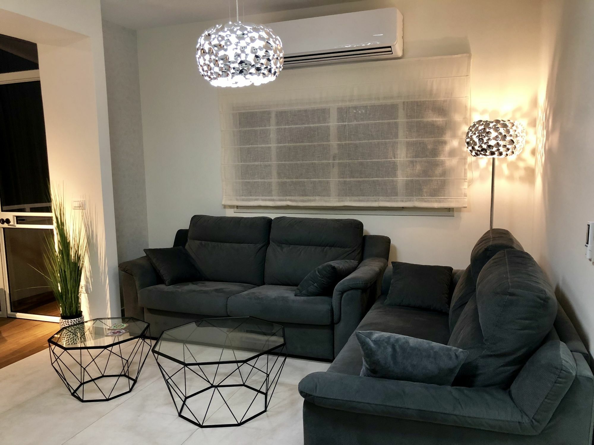 Arianked Palace With Private Parking Tel Aviv Ngoại thất bức ảnh