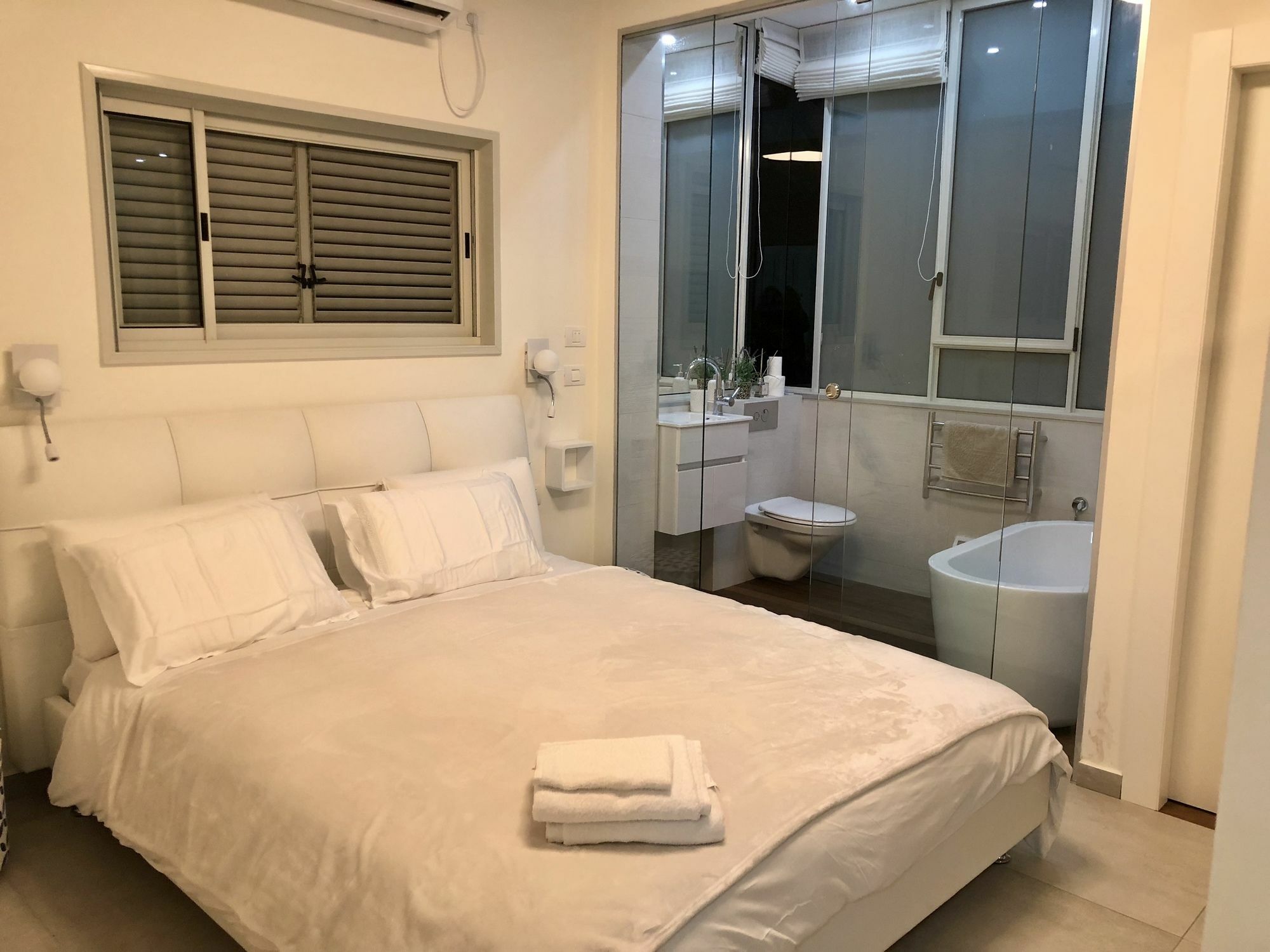 Arianked Palace With Private Parking Apartment Tel Aviv Ngoại thất bức ảnh